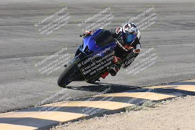 media/Oct-13-2025-Moto Forza (Mon) [[a66d839500]]/4-C Group/Session 2 (Bowl)/